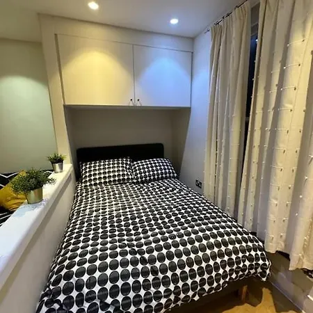 Comfortable Flat Near Portobello Rd London Exterior photo