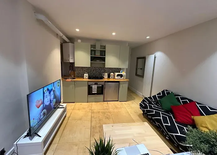 Comfortable Flat Near Portobello Rd